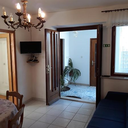 Apartments Mary Miholascica Εξωτερικό φωτογραφία