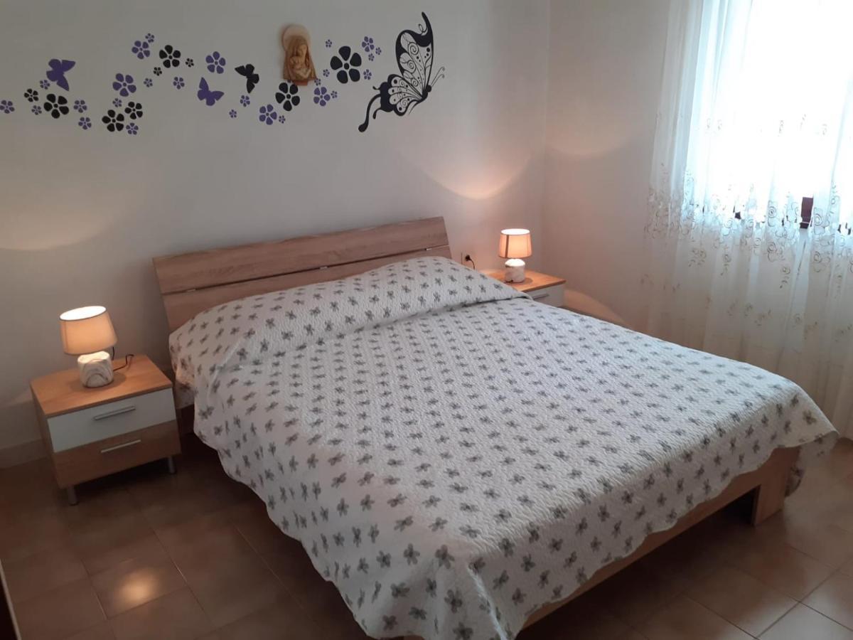 Apartments Mary Miholascica Εξωτερικό φωτογραφία